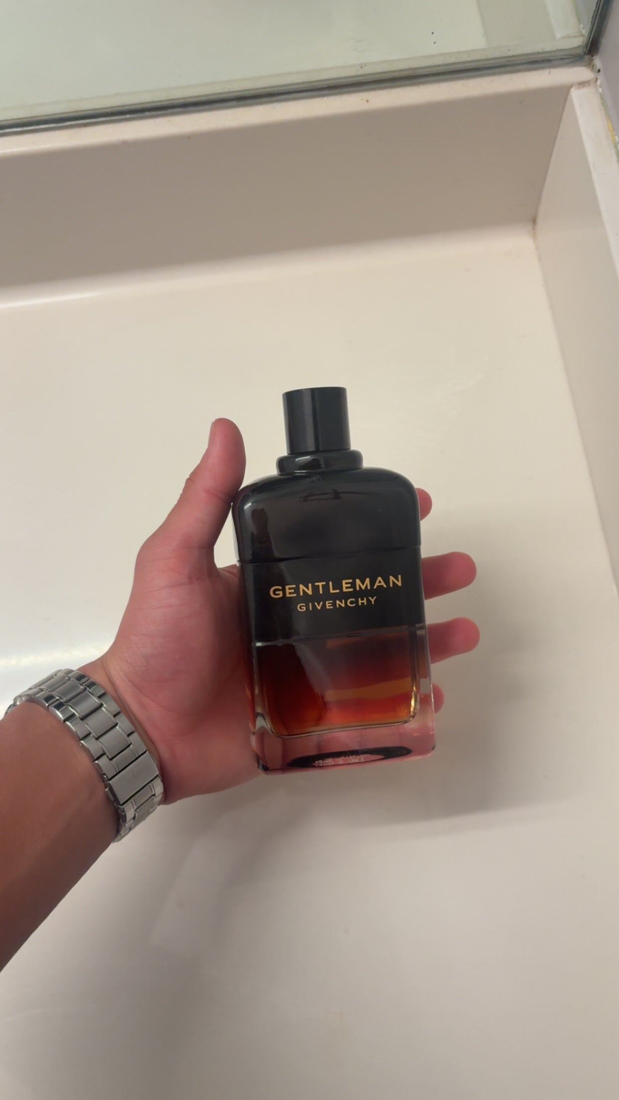 Givenchy Gentleman Reserve Prive (Sample) – Colognes by Chase